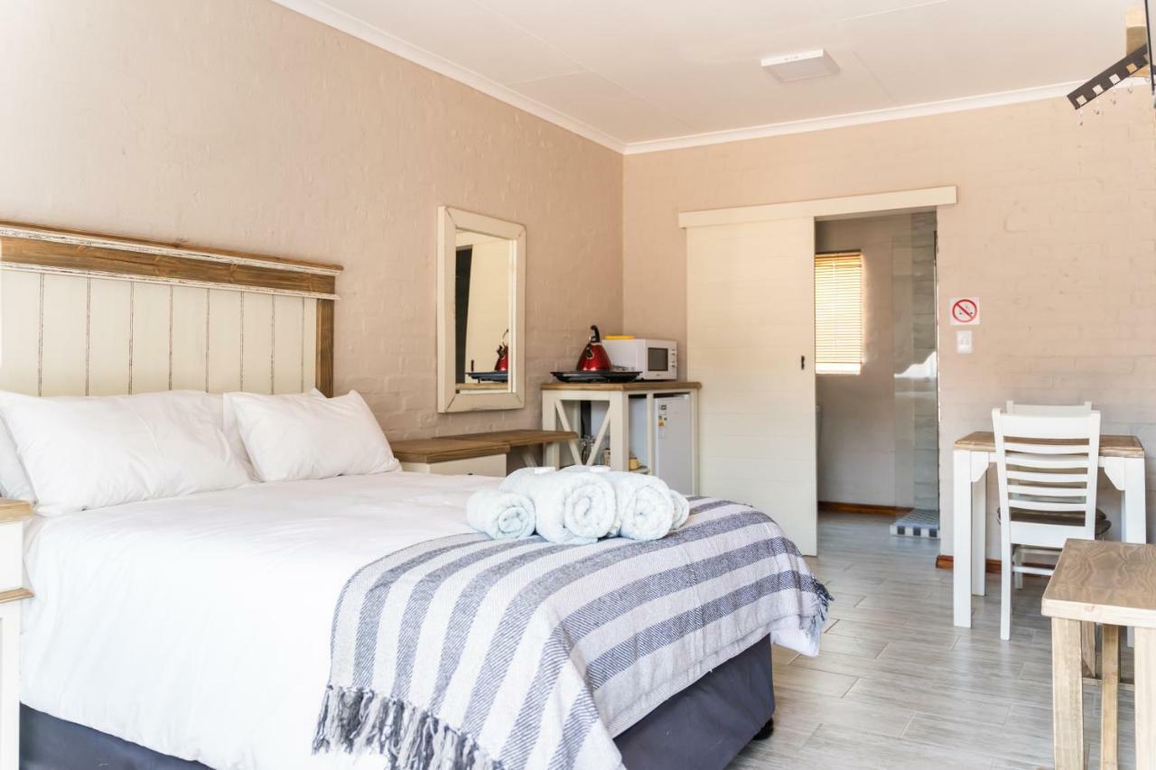 Отель Opstal Guestfarm Почефструм Экстерьер фото